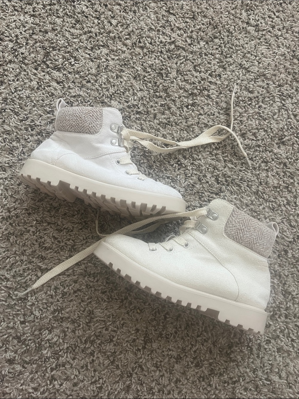 Crown Vintage DSW Cream Glitter Lace-Up Hiker BootsSz 1 Girls